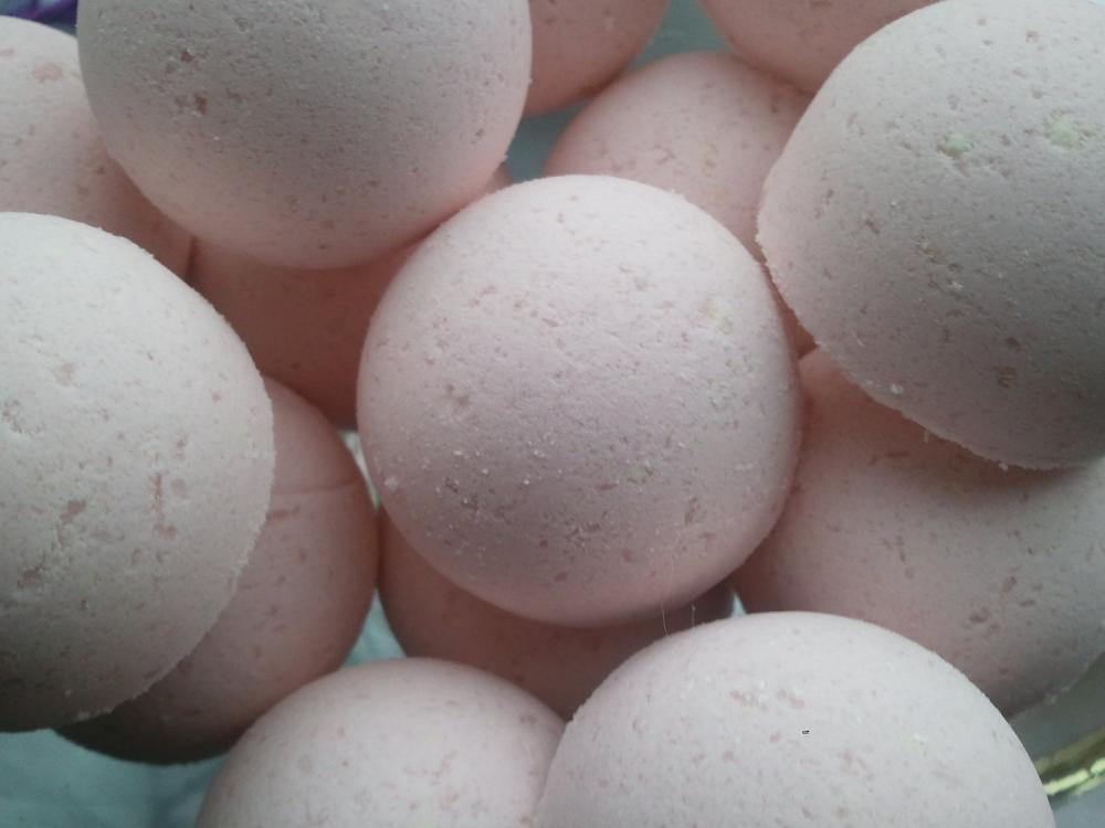 12 Bath Bombs 1 Oz Each (pink Sugar ) Gift Bag Bath Fizzies, Great For Dry Skin, Shea, Cocoa, 7 Ultra Rich Oils