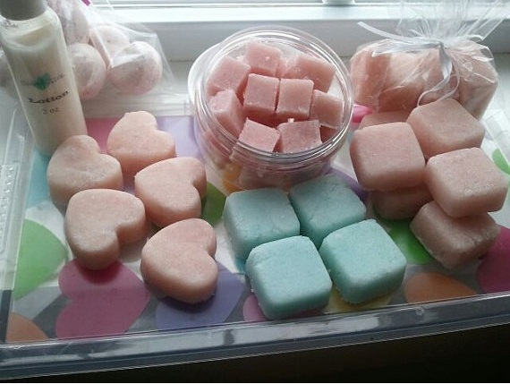 Ultra-rich Sugar Scrub Cubes, Exfoliate, Sweet Pea (8 Oz) Approximately 18 Cubes